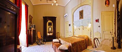 Superior Double Room, Balcony, City View