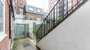 Property grounds - Bright 2BD Notting Hill Flat Close to City Centre (London)