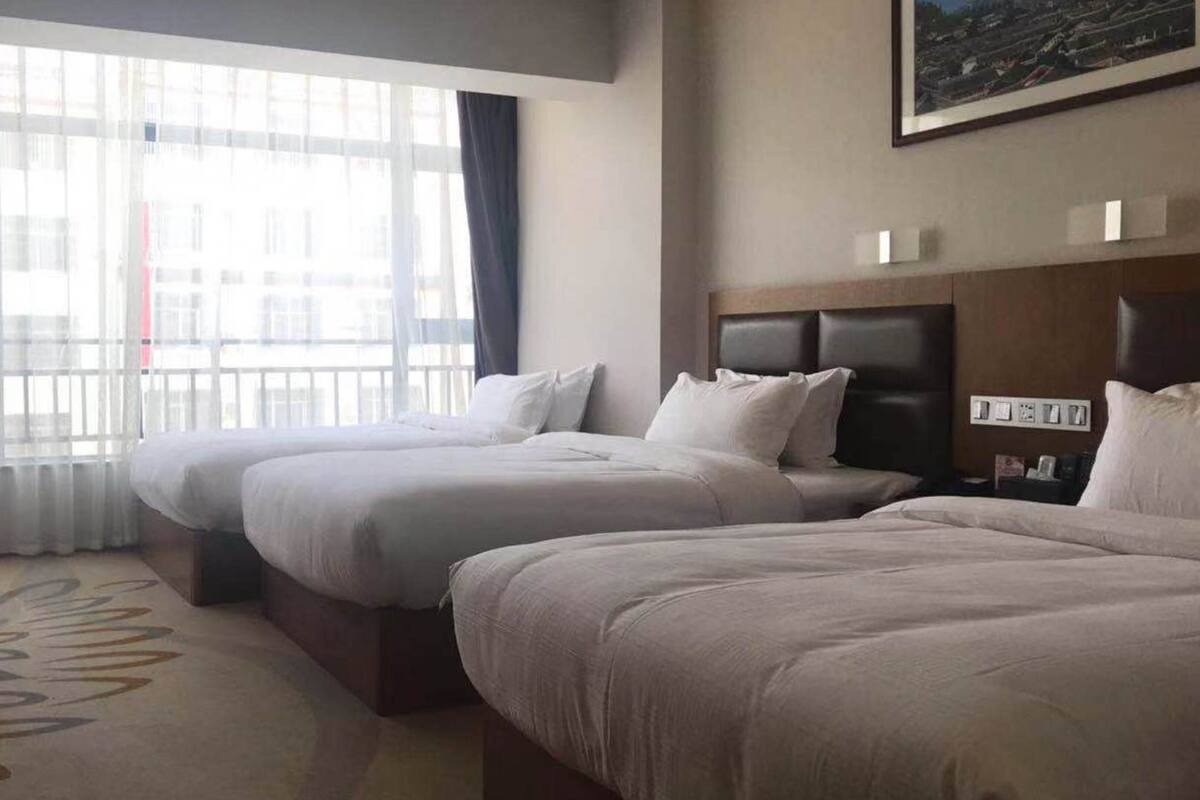 1 bedroom, blackout curtains, free WiFi