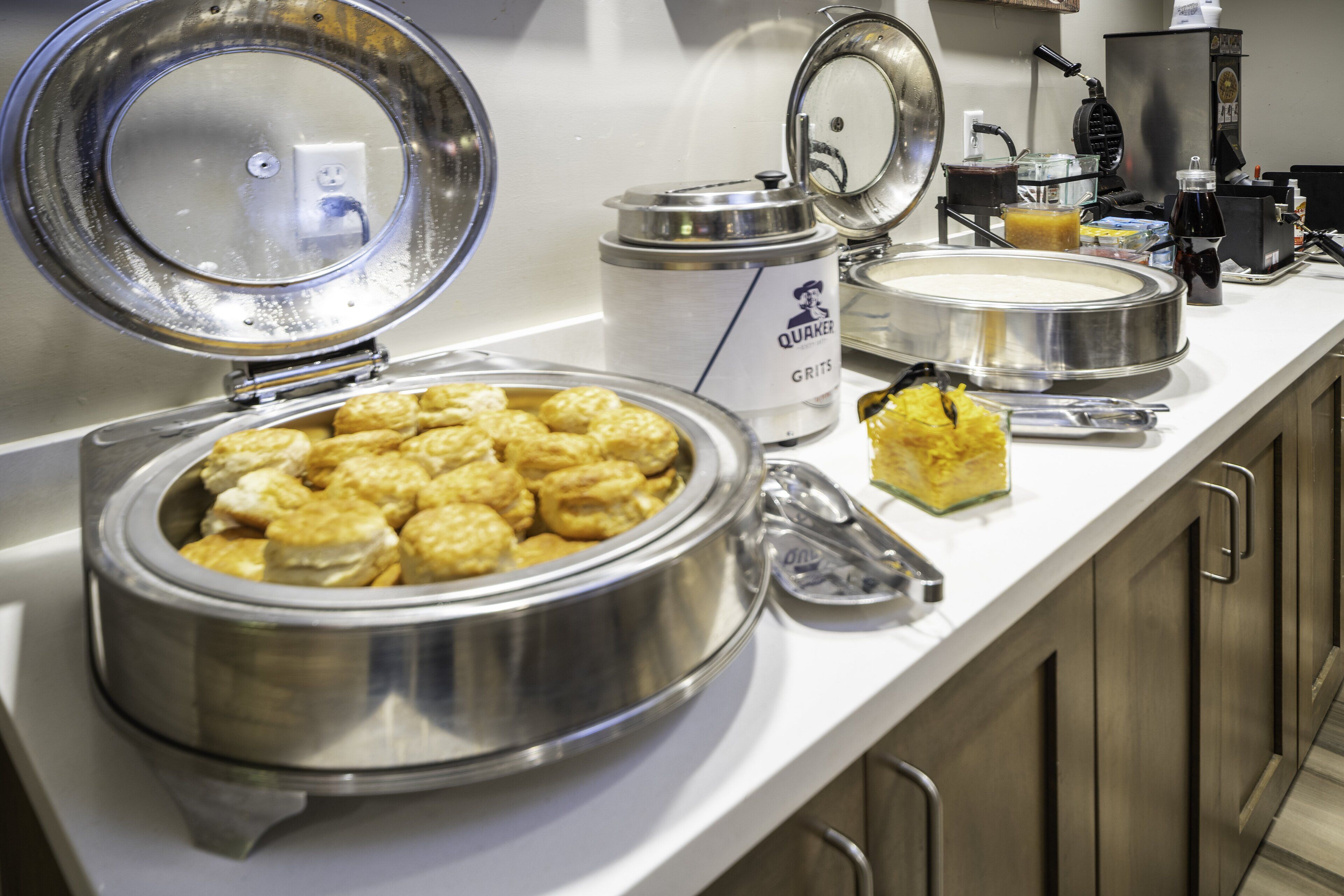 free daily self-service breakfast