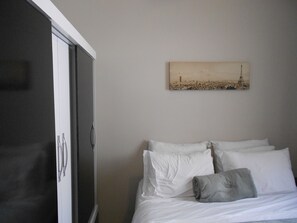 Apartment (1 Bedroom)