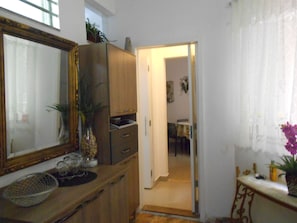 Apartment (2 Bedrooms) | Private kitchen | Fridge, stovetop, blender, cookware/dishes/utensils