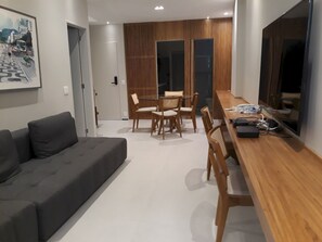 TV - Gohouse - Ataulfo 201 (Rio de Janeiro)
