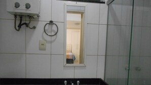 Bathroom - Copacabana 705 C (Rio de Janeiro)