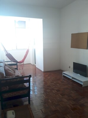 Apartment (1 Bedroom) | Living room - Gohouse - Lapa 905 - RJ (Rio de Janeiro)