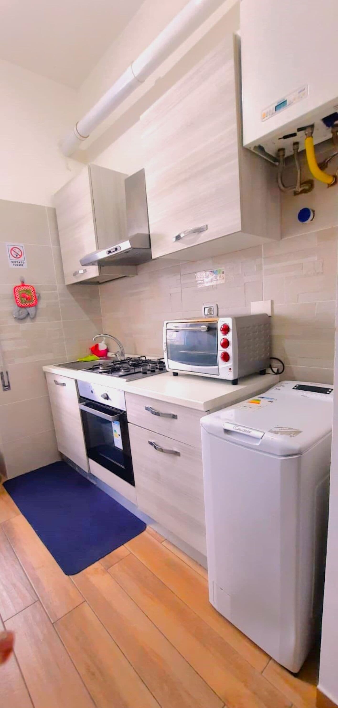 冰箱、炉灶、厨具/餐具