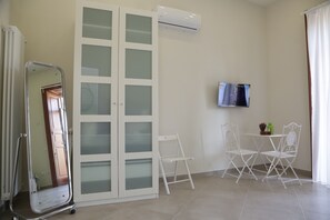 Chambre triple Standard, vue sur la mer | Commodité de la chambre