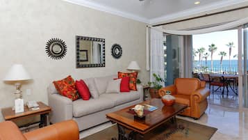 Smart TV, DVD player, aparelho de som