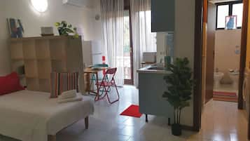 Laptop workspace, iron/ironing board, WiFi, bed sheets