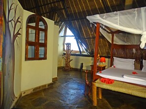 2 bedrooms, iron/ironing board, WiFi, bed sheets - Diani-Paradise-Villas (Diani BeachRoad)