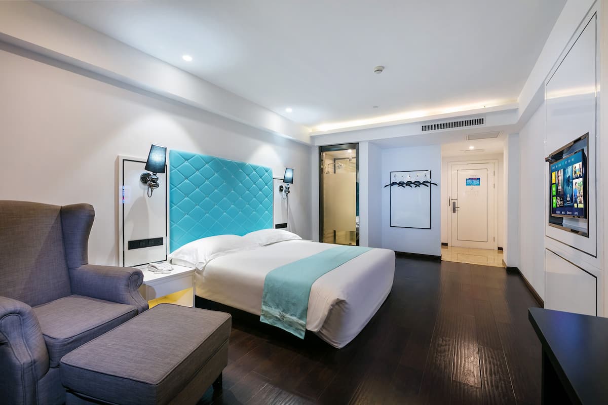 Standard Double Room | Desk, soundproofing, free WiFi, bed sheets