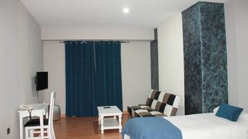 Double or Twin Room | Desk, free WiFi, bed sheets, wheelchair access