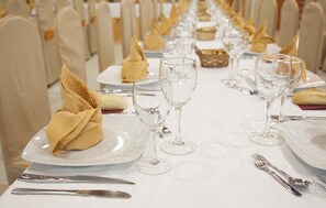 Restaurant - Hotel Aros (Casas-Ibanez)