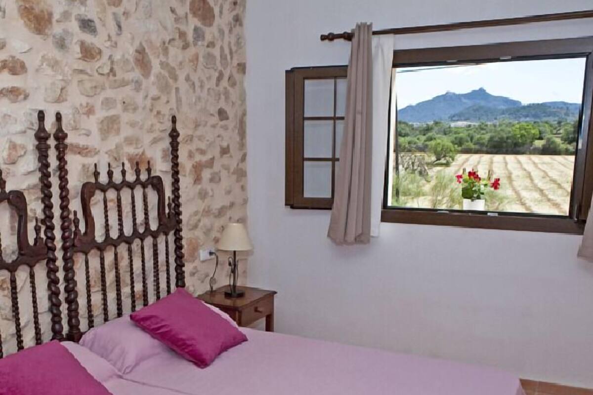 Habitación doble, balcón (Rosa) | Decoración personalizada, muebles diferentes y escritorio