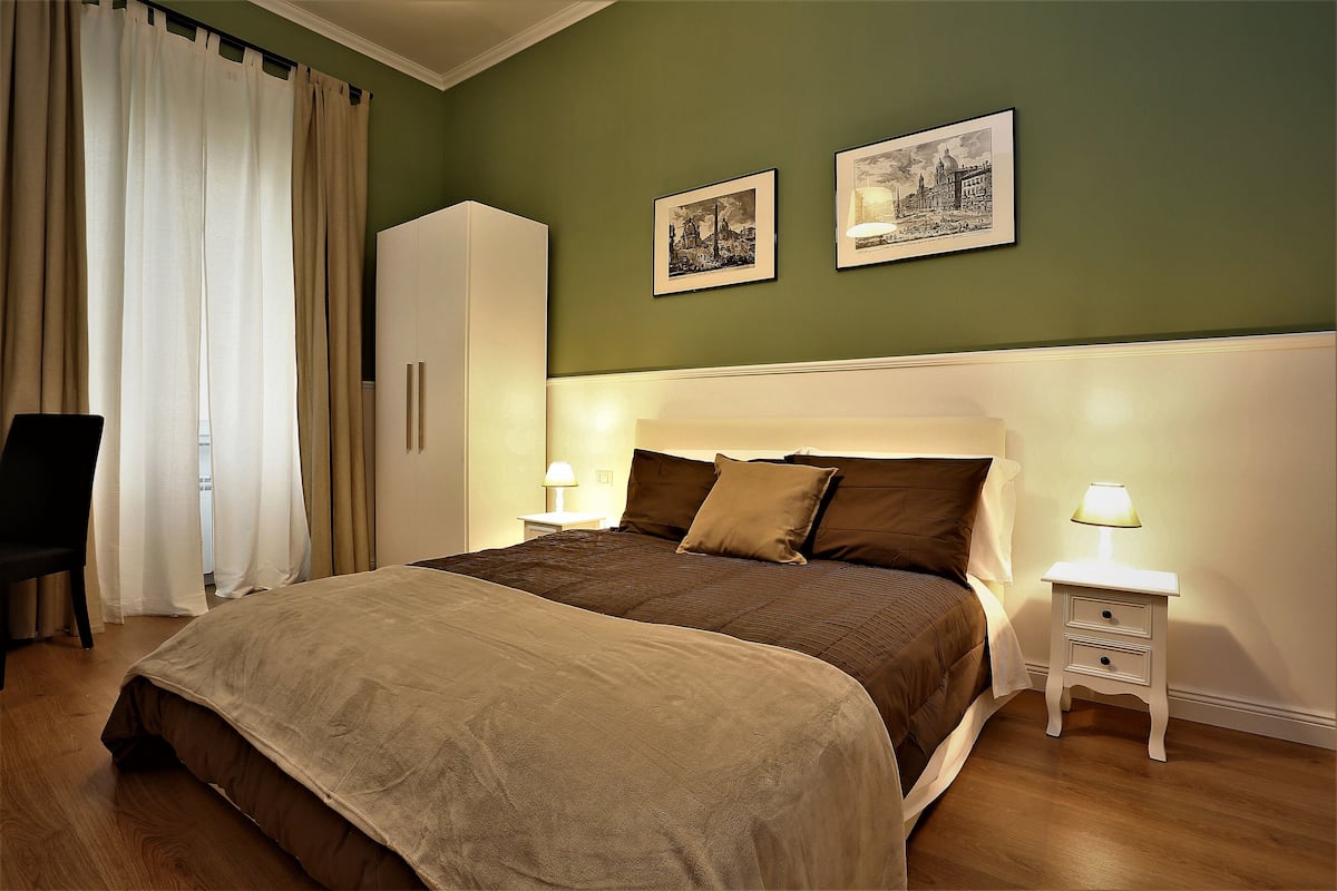 Chambre Double Supérieure | 1 chambre, minibar, coffres-forts dans les chambres, bureau