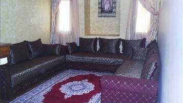 Apartment, 1 Bedroom | Living area