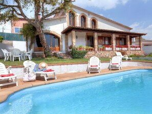 Pool - Wonderful private villa for 8 guests with private pool, WIFI, TV, terrace and panoramic view (Tordera)