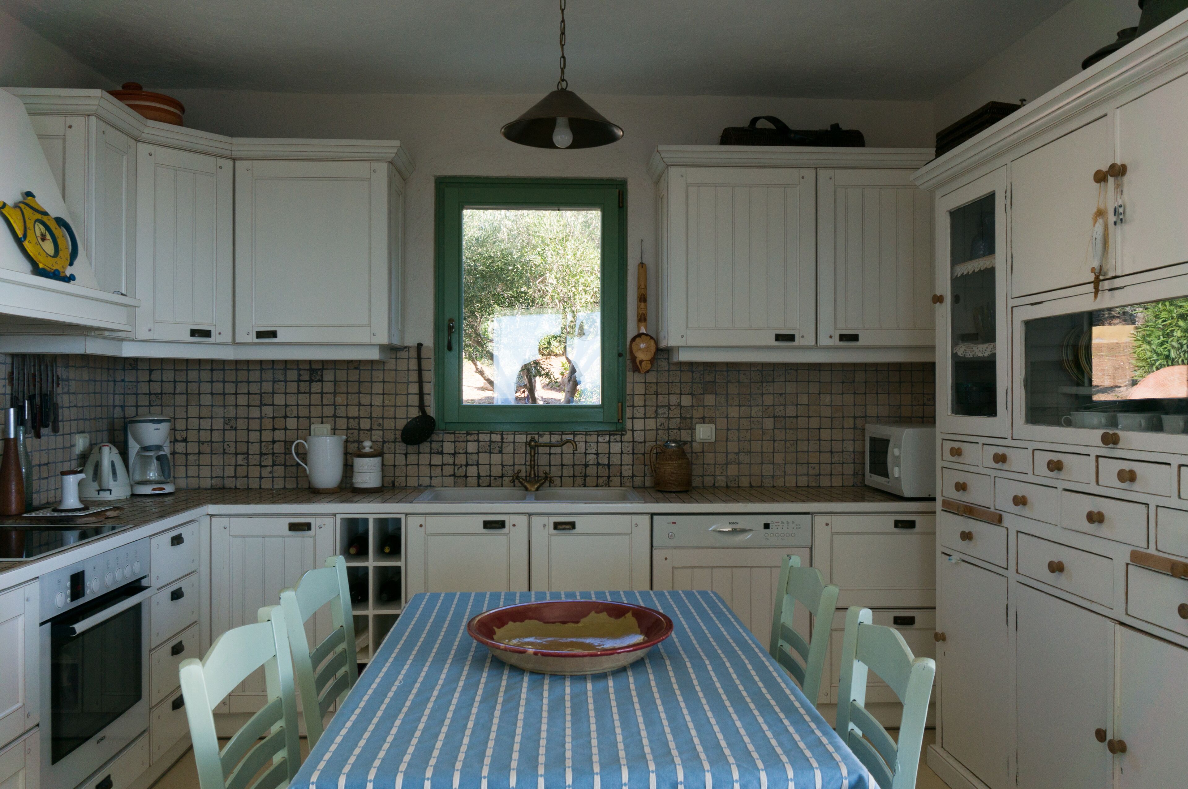 Frigorífic, forn, placa de cuina i rentaplats 