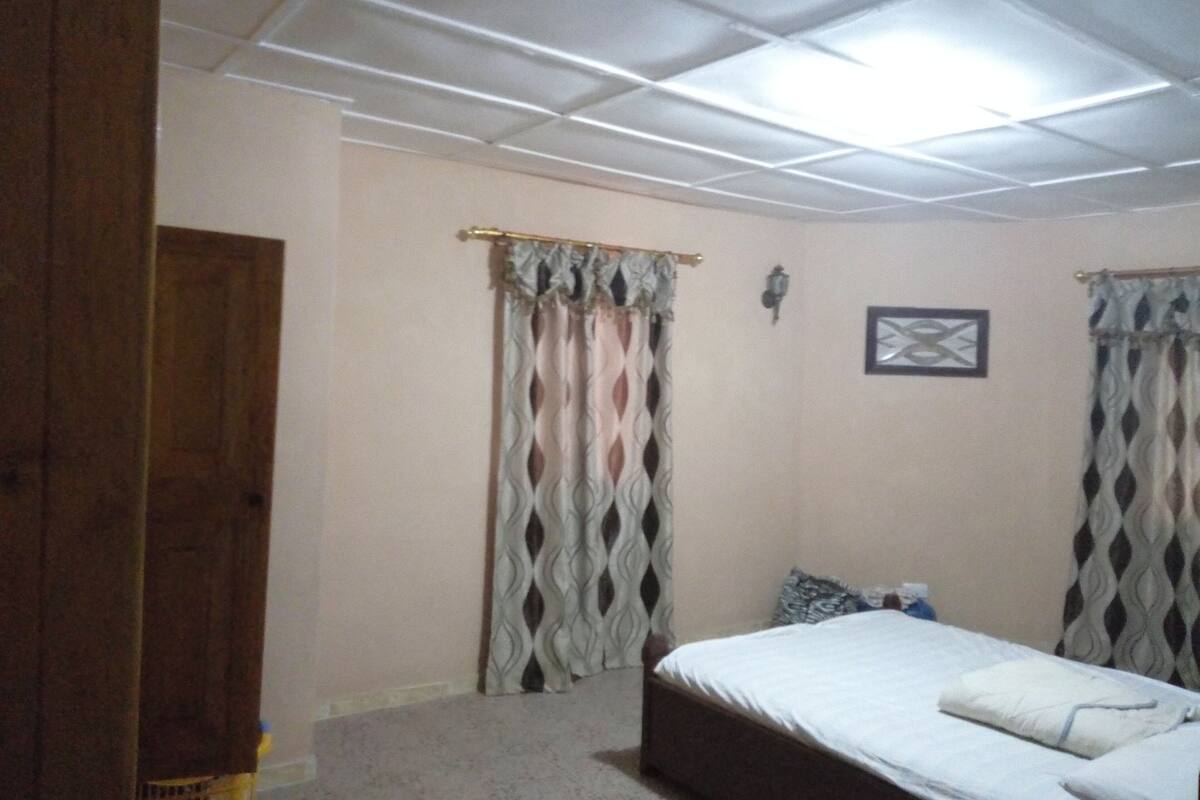 Family Room | 5 bedrooms, laptop workspace, iron/ironing board (on request)