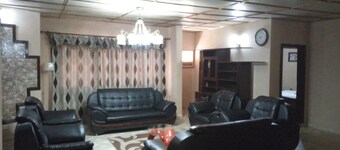 Tall Tree Lodge Makeni