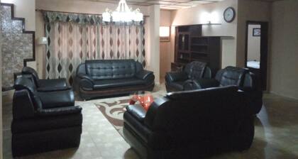 Tall Tree Lodge Makeni