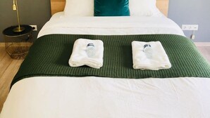 อพาร์ทเมนท์, 2 ห้องนอน | 2 ห้องนอน, โต๊ะทำงาน, เตารีด/โต๊ะรีดผ้า, Wi-Fi ฟรี