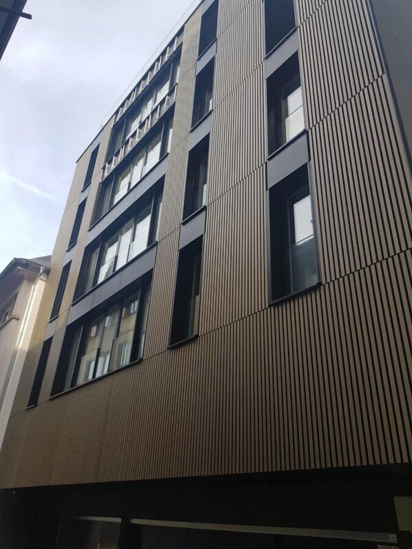 Front of property - Trendy New & Large 3 Beds, 90m2 in City Center (Luxembourg City)