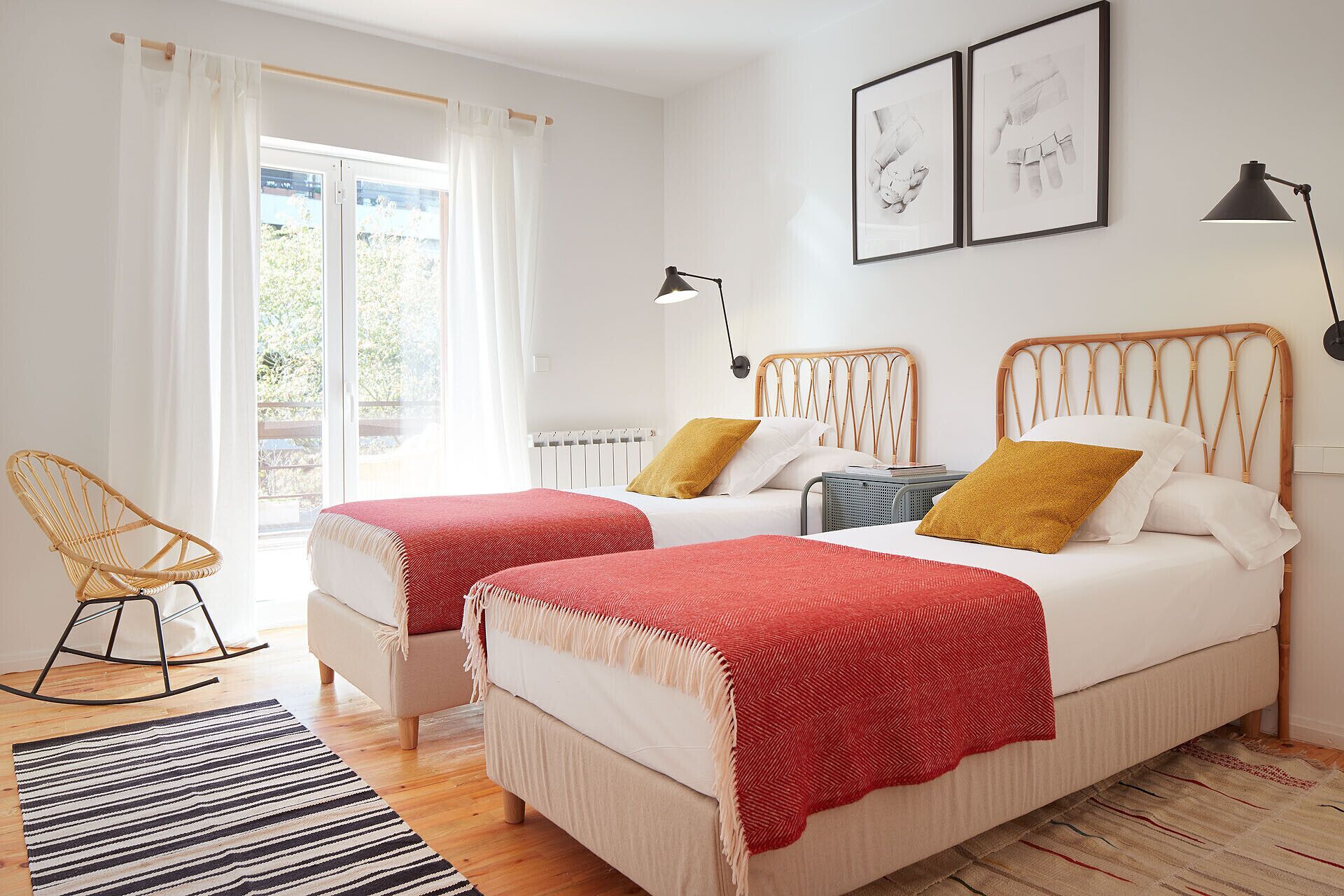 4 bedrooms, iron/ironing board, free WiFi, bed sheets