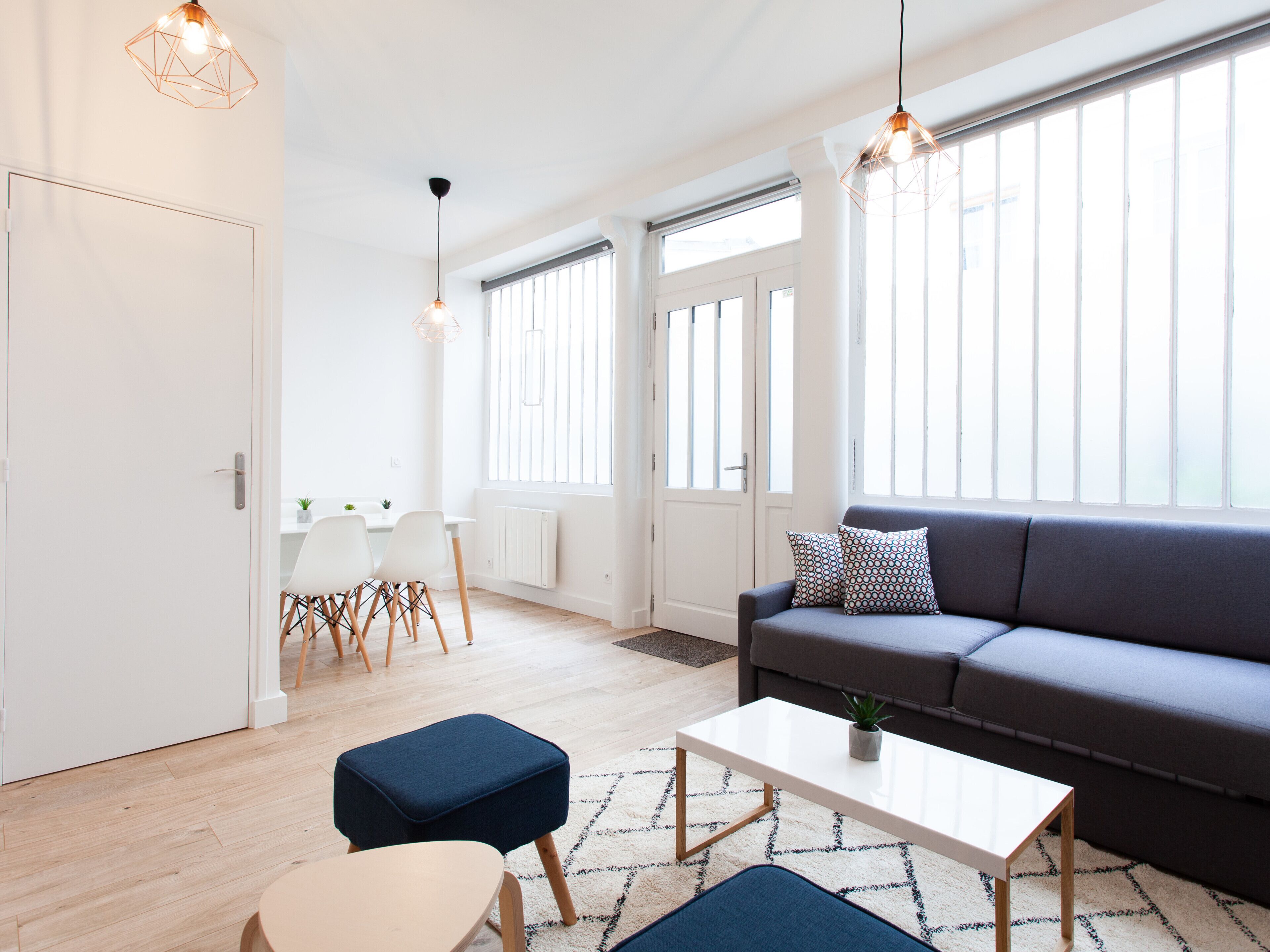 Luminous Appt And Design Close To The Sacred Heart