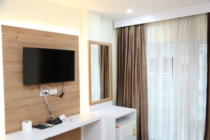 Superior Double Room | Desk, free WiFi - Rose Nana Hotel (Bangkok)