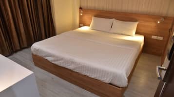 Superior Double Room | Desk, free WiFi