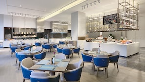 Daily buffet breakfast for a fee - Crowne Plaza Wuhan Development Zone by IHG (Wuhan)