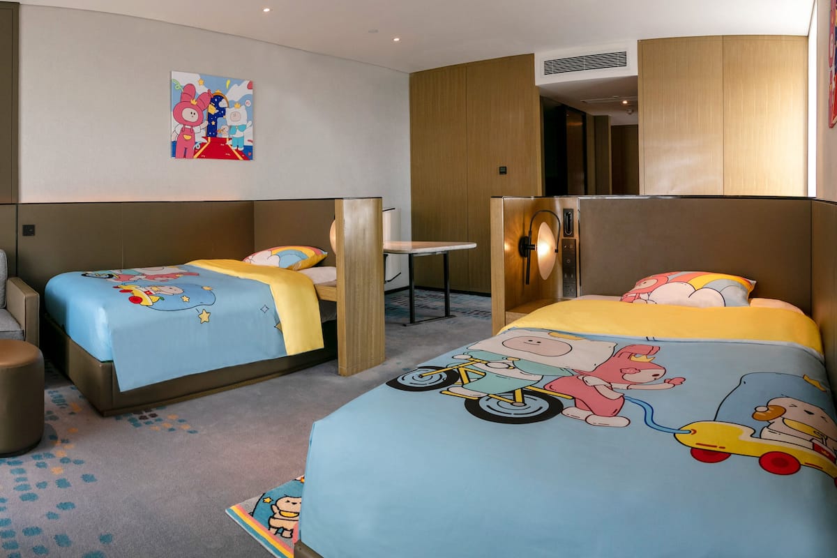 Kamar Premium, 2 Tempat Tidur Twin (Kids Theme) | 1 kamar tidur, meja kerja, ruang kerja ramah laptop, dan kedap suara