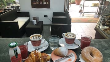 Breakfast meal