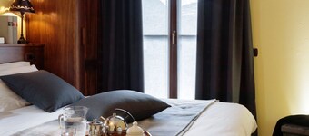 Maison Paquier nel centro di Valtournenche: idromassaggio, balcone, skibus