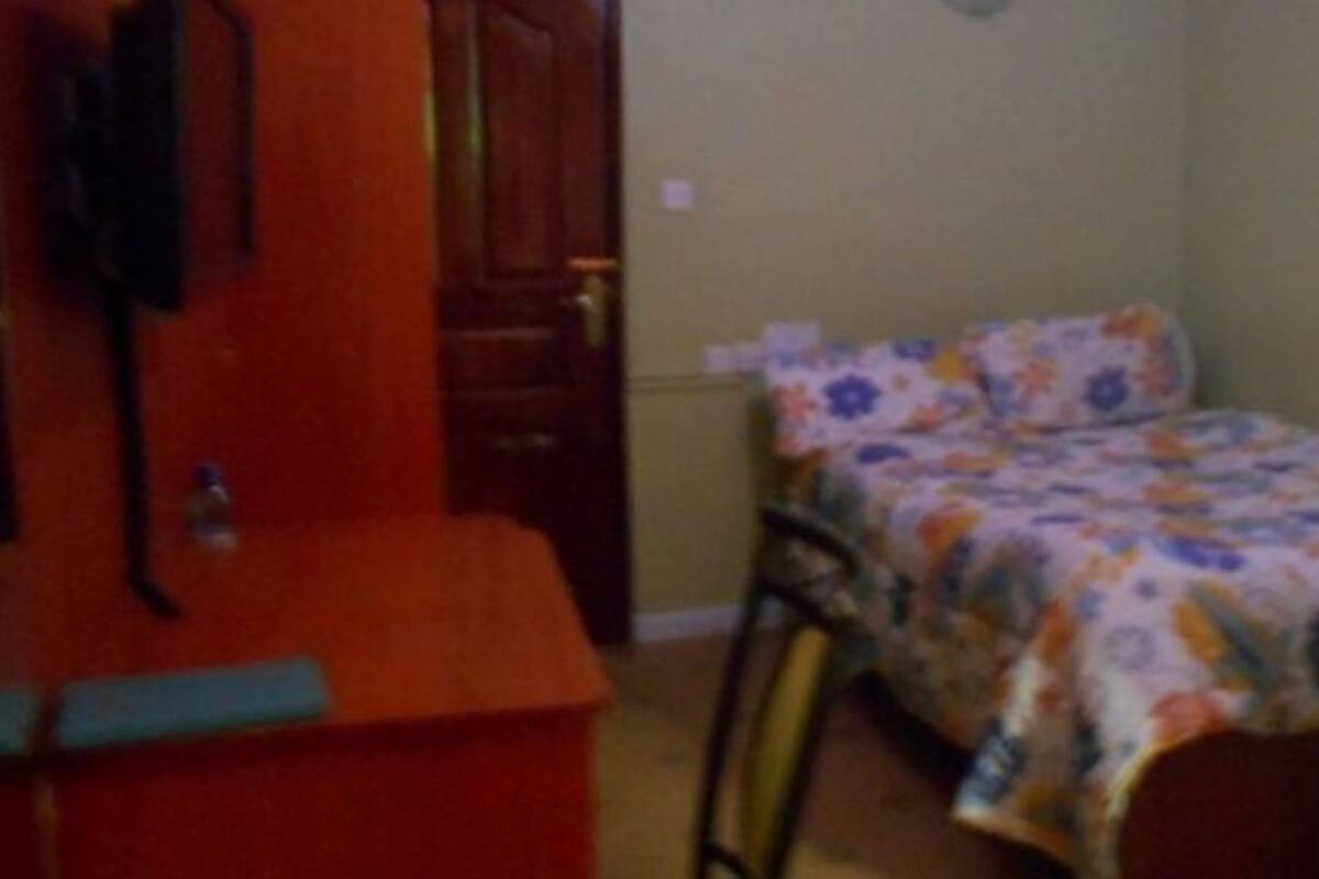 Standard Room | Desk, free WiFi, bed sheets