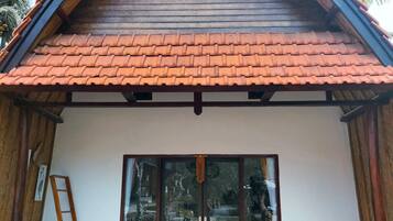 1 bedroom, premium bedding, pillow-top beds, minibar