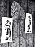 Dos ilustraciones en blanco y negro de figuras sobre un muro con textura tejida.