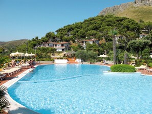 Pool - Cosy apartment for 3 guests with WIFI, A/C, pool, TV, terrace and pets allowed (Sperlonga)