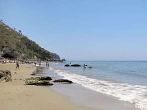 Beach - Cosy apartment for 3 guests with WIFI, A/C, pool, TV, terrace and pets allowed (Sperlonga)
