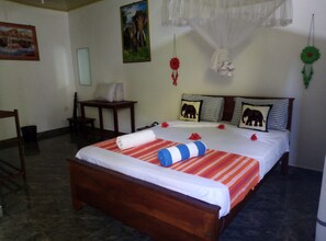 Kahden hengen huone (yksi tai kaksi sänkyä) | Olohuone