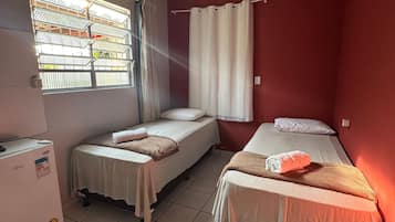 Comfort Quadruple Room | Hypo-allergenic bedding, desk, free WiFi