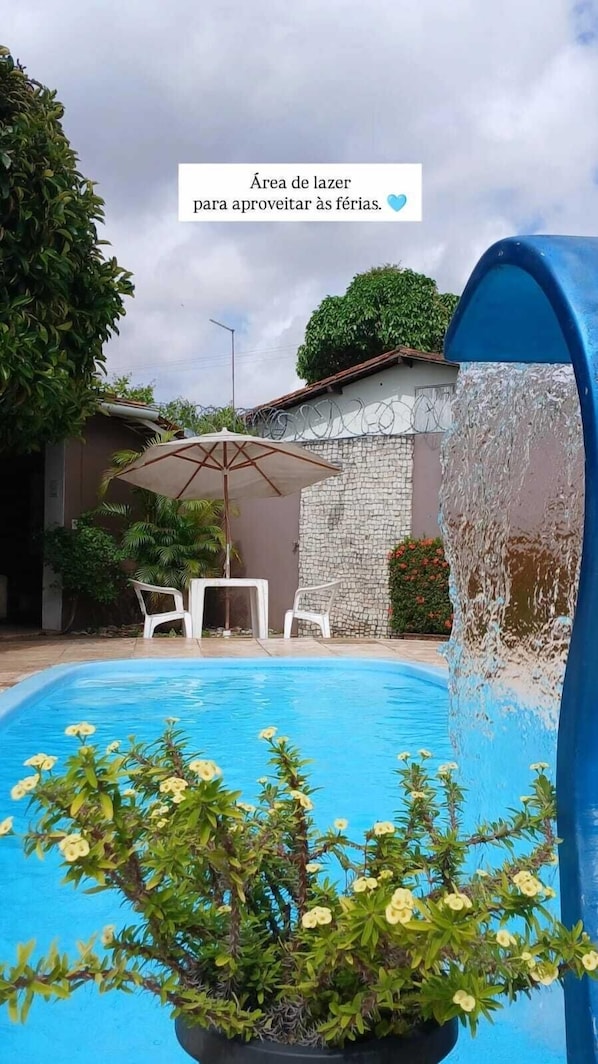 Piscina a l'aire lliure