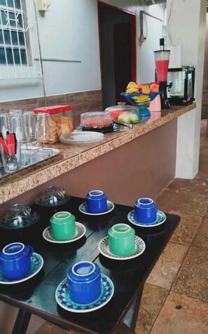 Free daily buffet breakfast