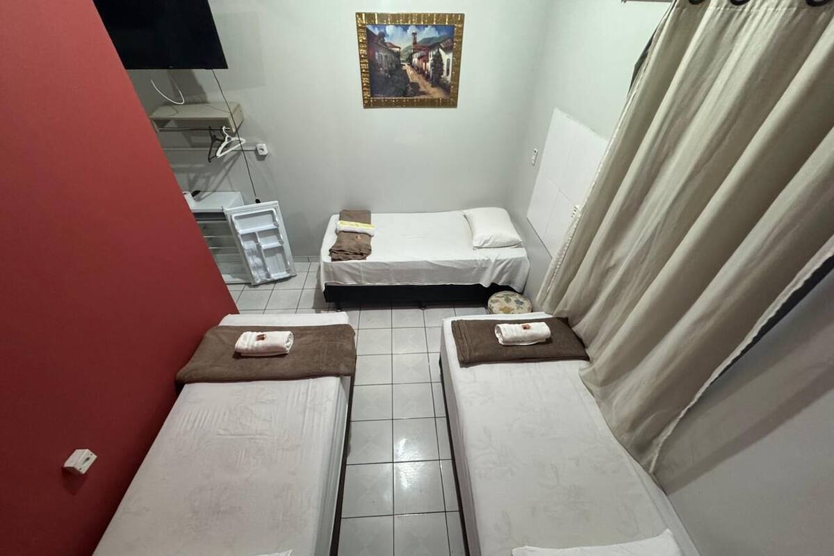 Comfort Triple Room, 3 Twin Beds | Hypo-allergenic bedding, desk, free WiFi