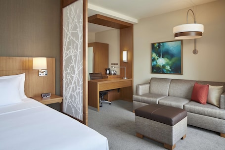 Room, 1 King Bed with Sofa bed (Specialty) | In-room safe, desk, laptop workspace, blackout drapes. Hyatt Place Evansville