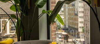 The Gate London City