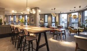 Daily buffet breakfast for a fee - The Gate London City (London)