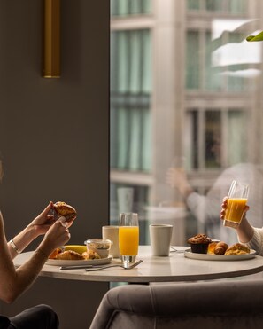 Daily buffet breakfast for a fee