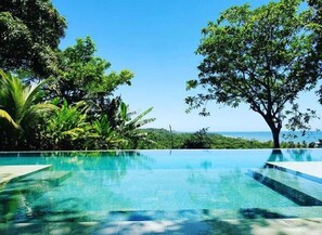 Outdoor pool - Pousada Segredos de Trancoso (Porto Seguro)